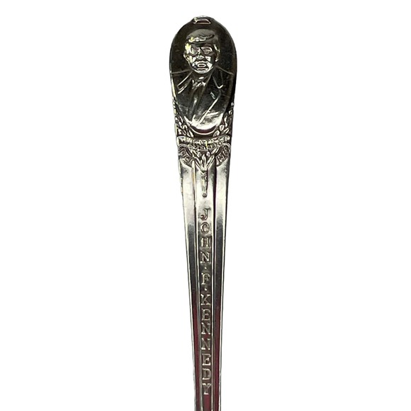 Vintage John F. Kennedy Friendship 7 Souvenir Collectable Spoon by WM Rogers 6" - Picture 6 of 10
